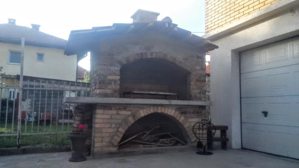 Guest House Bosnian House Hrasnica 외부 사진